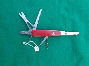 Picture of 2 B Swiss Army Knife 